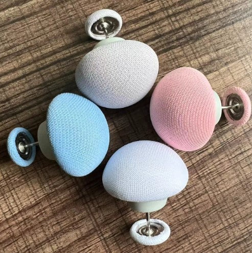 ✨ 【20 ks】Držák na Peřinu - Stabilní a Snadno Použitelný! 📍Univerzální pro tlusté i tenké peřiny.