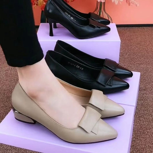 🎁【35-41】2025 noi pantofi de piele cu toc mediu cu talpă moale confortabilă și versatilă