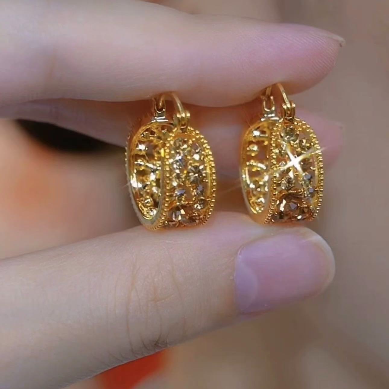 【Cumpărați 1, primiți 1 gratuit】Cercei eleganti, rafinati si luxosi cu diamante stralucitoare