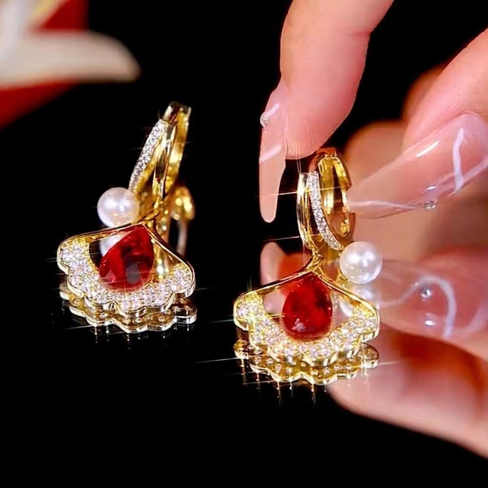 🎁✨✨ Elegáns fülbevalók macskaszem drágakövekkel és ginkgo levél mintával