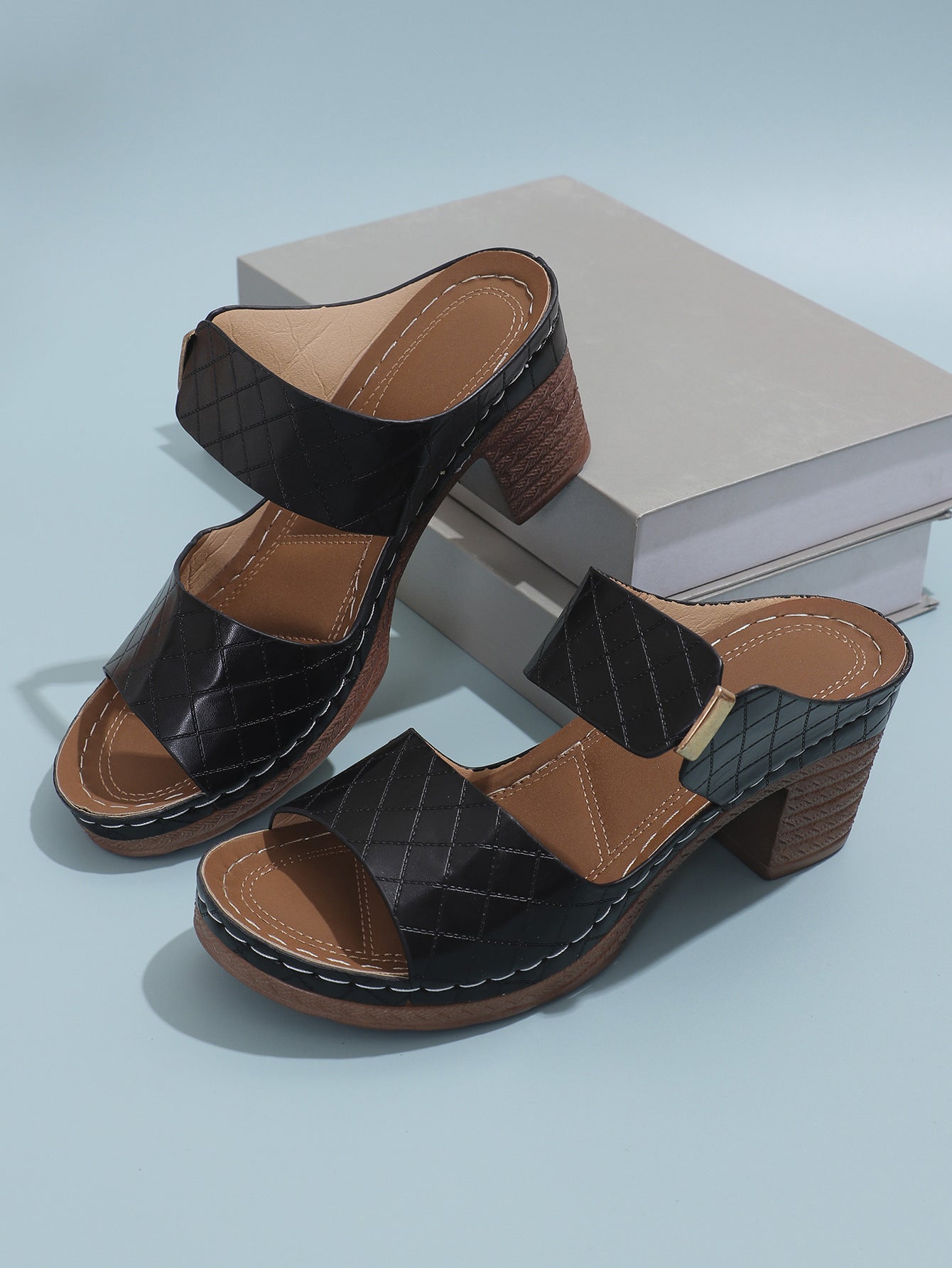 😊👡【Vânzare la cald】【36-43】 2025 noi papuci cu toc înalt